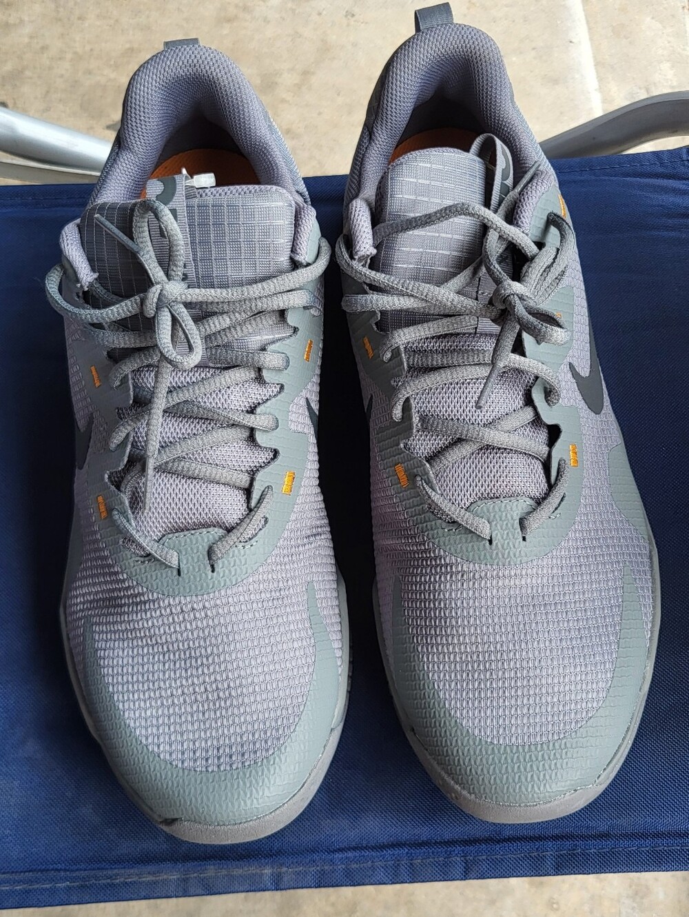 Men's Gray Mesh Athletic Sneakers - Lightweight Performance